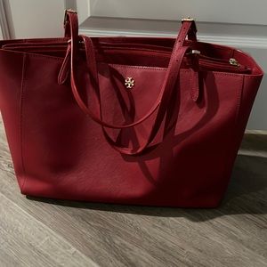 Red Tory Burch shoulder bag